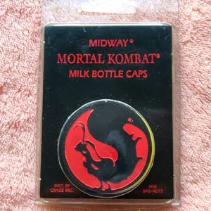 New in package Mortal Kombat milk bottle caps by Midway 1992